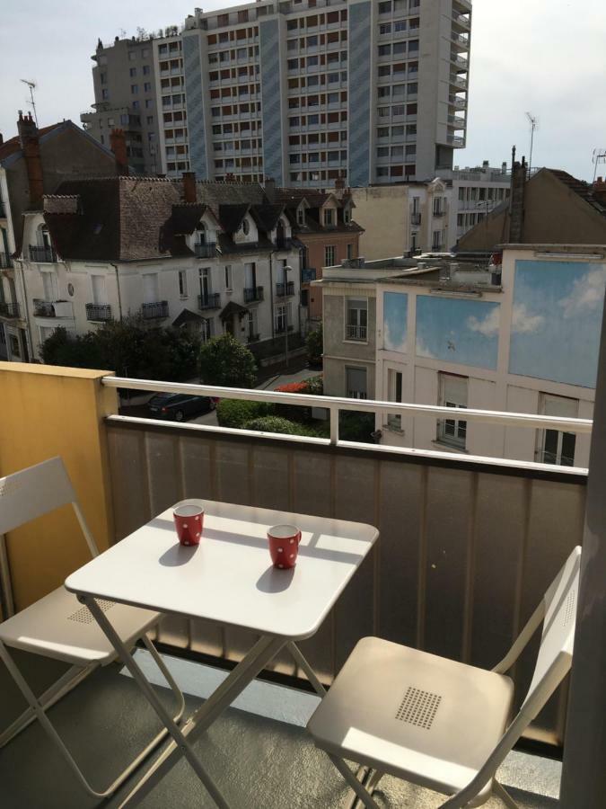 Appartement A 2Min Du Plan D'Eau 维琪 外观 照片